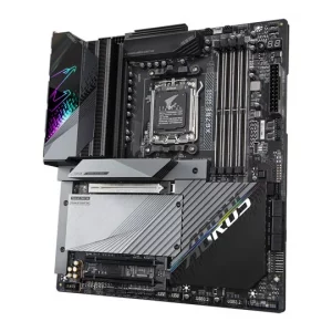 GIGA X670E AORUS MASTER